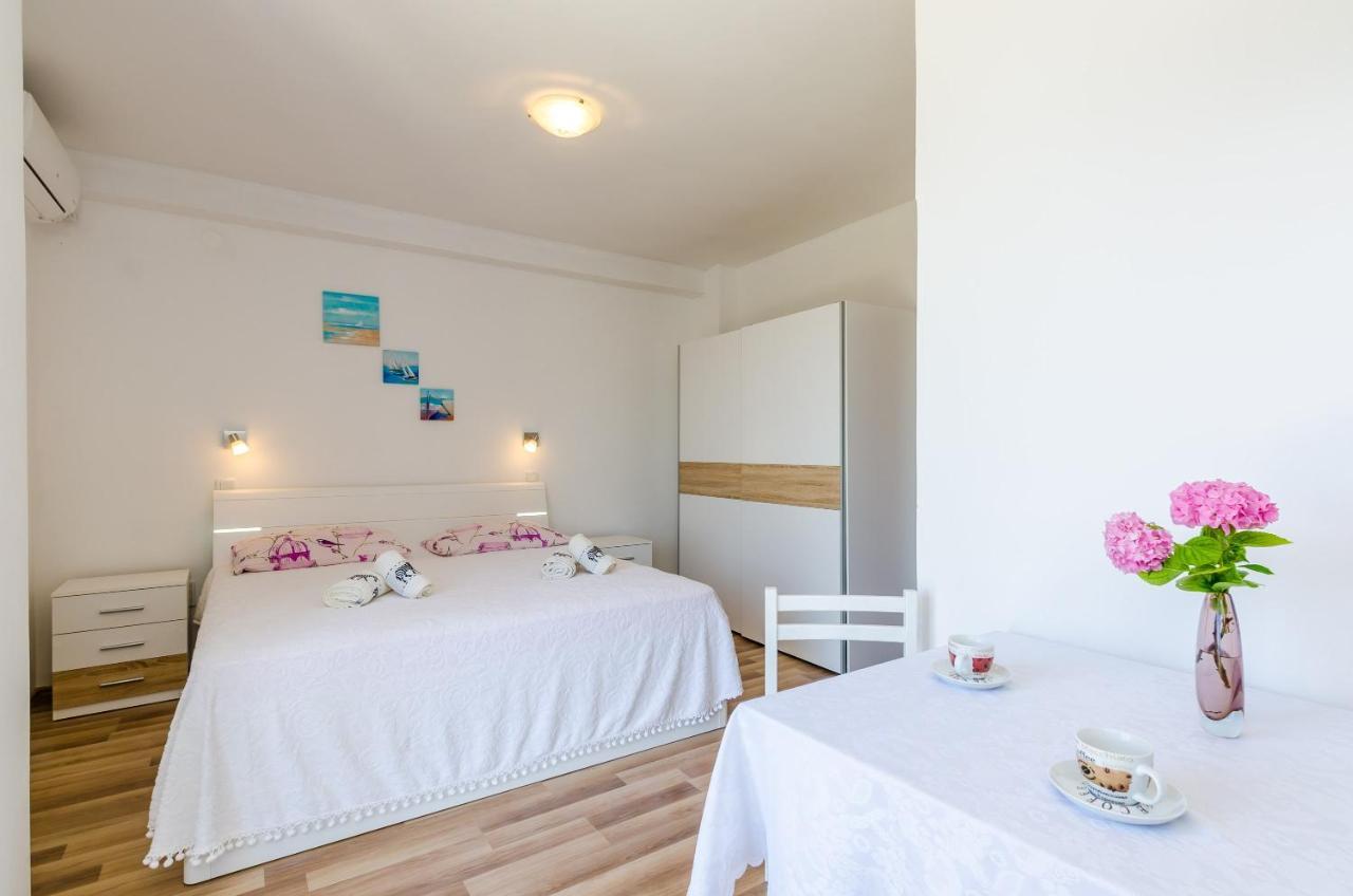 Apartments Cypress Sea Cove 斯拉诺 外观 照片